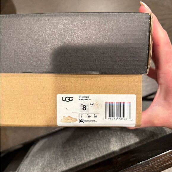 UGG Slip-On Clogs with Strap - Picture 7 of 7